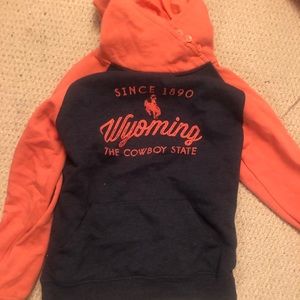 High neck Wyoming sweatshirt